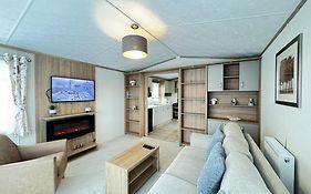 Stewarts Resort Lodge 2